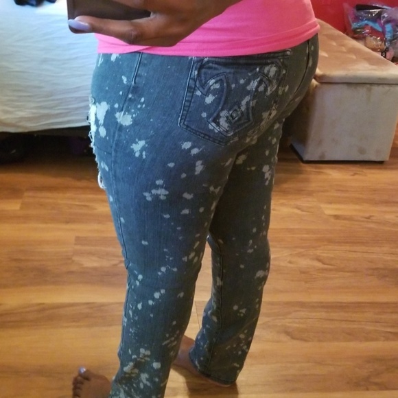 Jeans - Picture 2 of 3